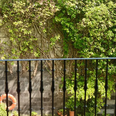 Boutique Mendi Argia Отель Сан-Себастьян