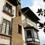 Boutique Mendi Argia Hotel