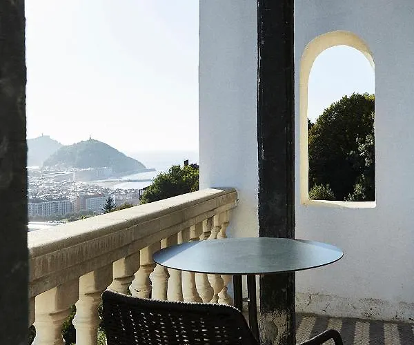 Boutique Mendi Argia 2*