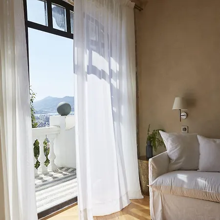 Boutique Mendi Argia Hotel